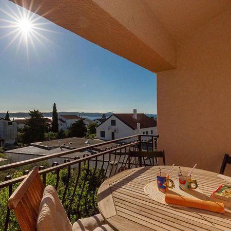 Three Bedroom Apartment In Biograd บีโอกราดนาโมรู ภายนอก รูปภาพ