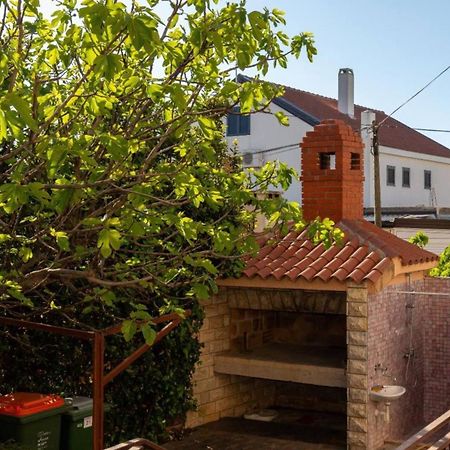 Three Bedroom Apartment In Biograd บีโอกราดนาโมรู ภายนอก รูปภาพ