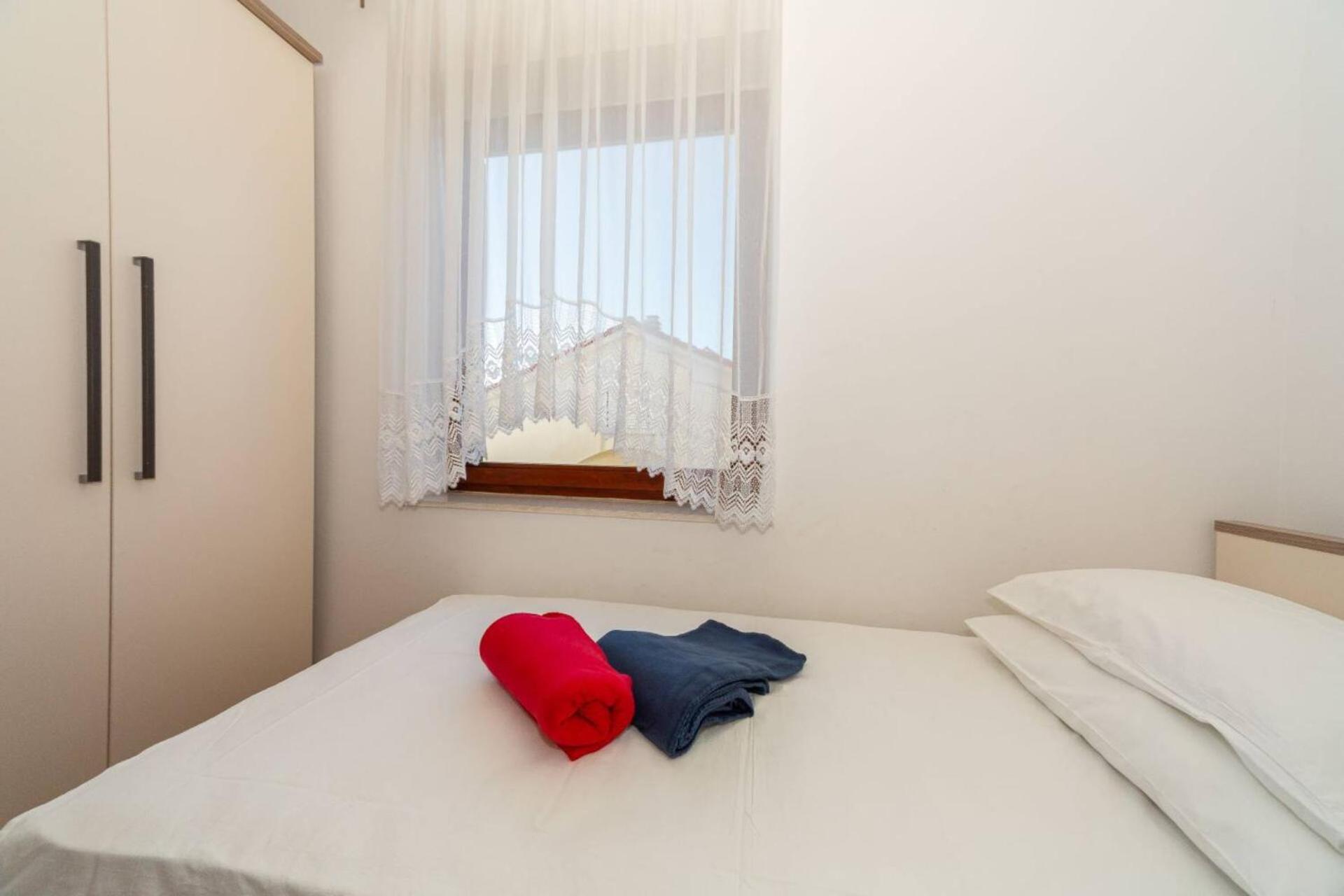 Three Bedroom Apartment In Biograd บีโอกราดนาโมรู ภายนอก รูปภาพ