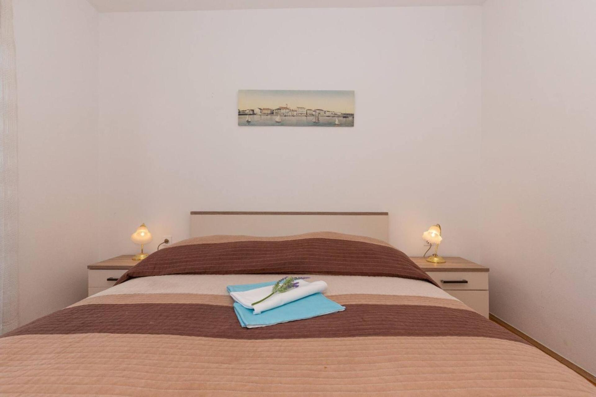 Three Bedroom Apartment In Biograd บีโอกราดนาโมรู ภายนอก รูปภาพ