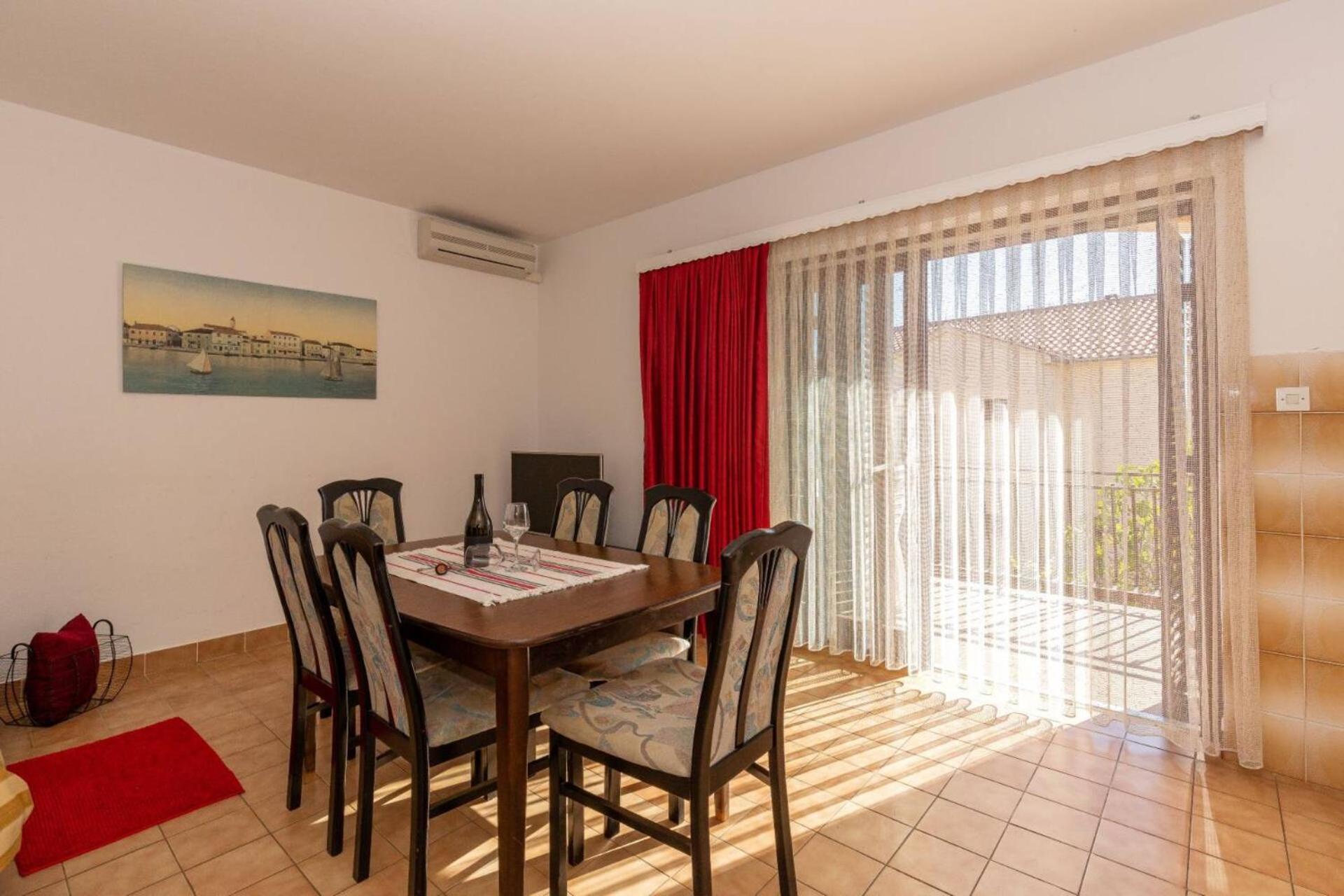 Three Bedroom Apartment In Biograd บีโอกราดนาโมรู ภายนอก รูปภาพ