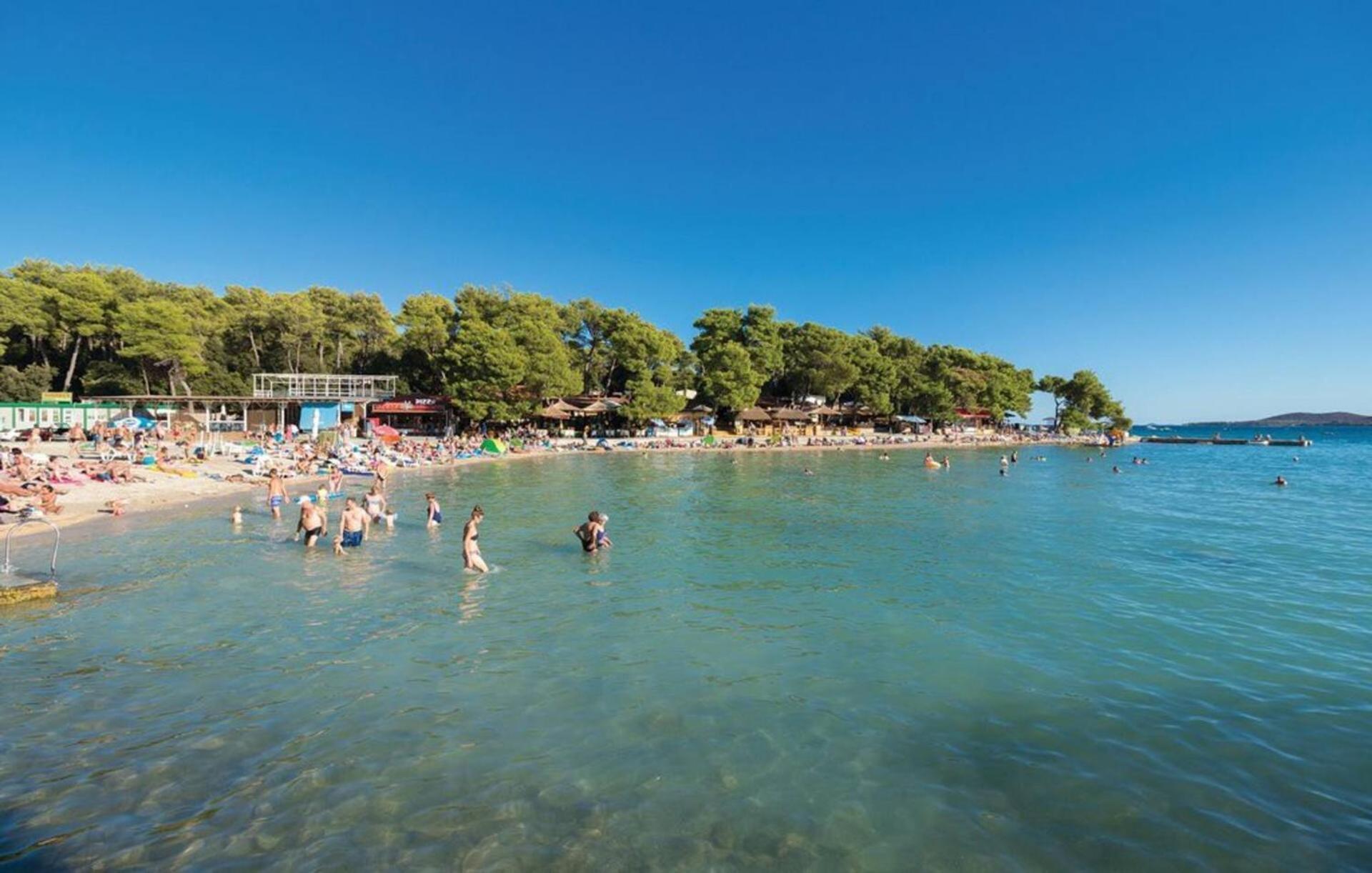 Three Bedroom Apartment In Biograd บีโอกราดนาโมรู ภายนอก รูปภาพ